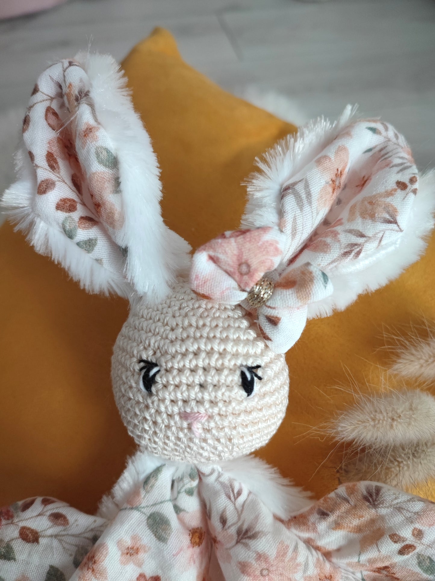 Suzie / Suzon le lapin personnalisable aux petites oreilles