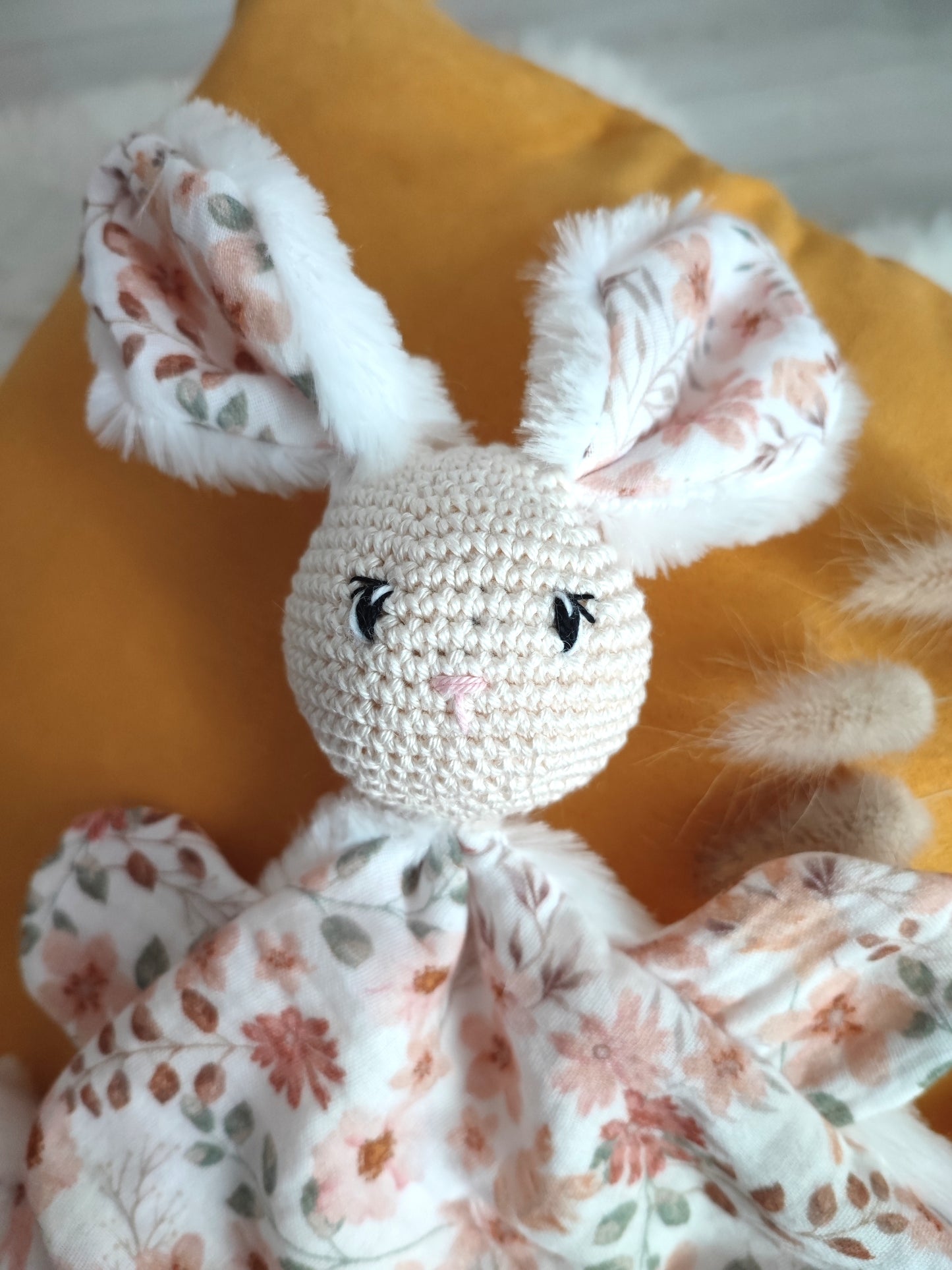 Suzie / Suzon le lapin personnalisable aux petites oreilles